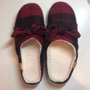 Toms slippers
